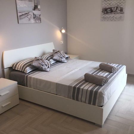 Le Domus Modern Apartments Cagliari Su Forti Dış mekan fotoğraf