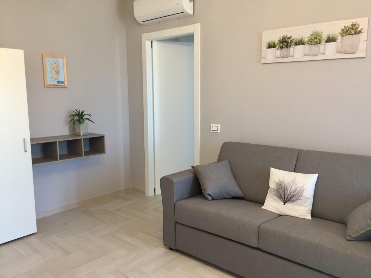 Le Domus Modern Apartments Cagliari Su Forti Dış mekan fotoğraf