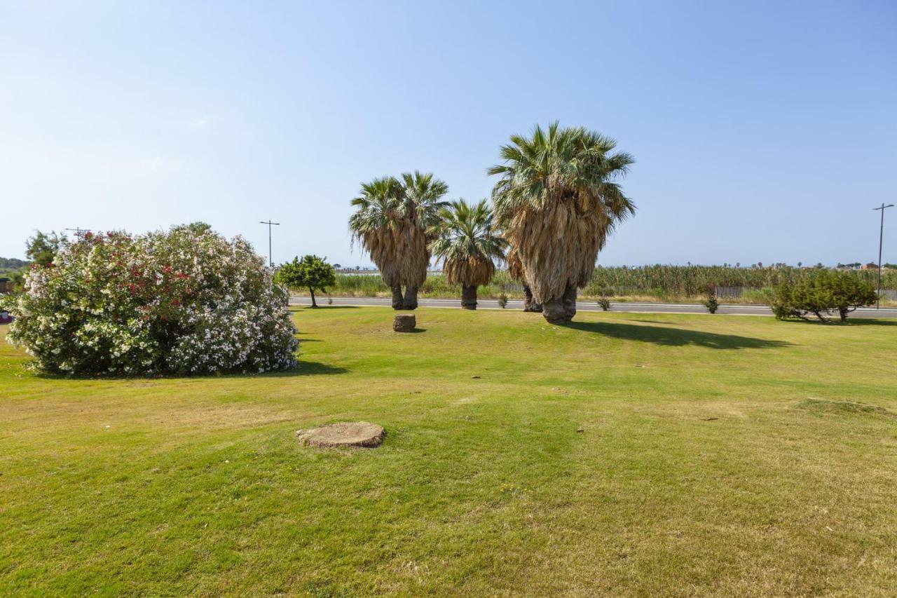 Le Domus Modern Apartments Cagliari Su Forti Dış mekan fotoğraf