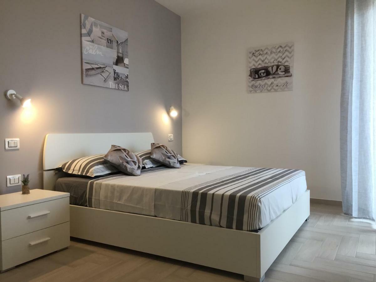 Le Domus Modern Apartments Cagliari Su Forti Dış mekan fotoğraf