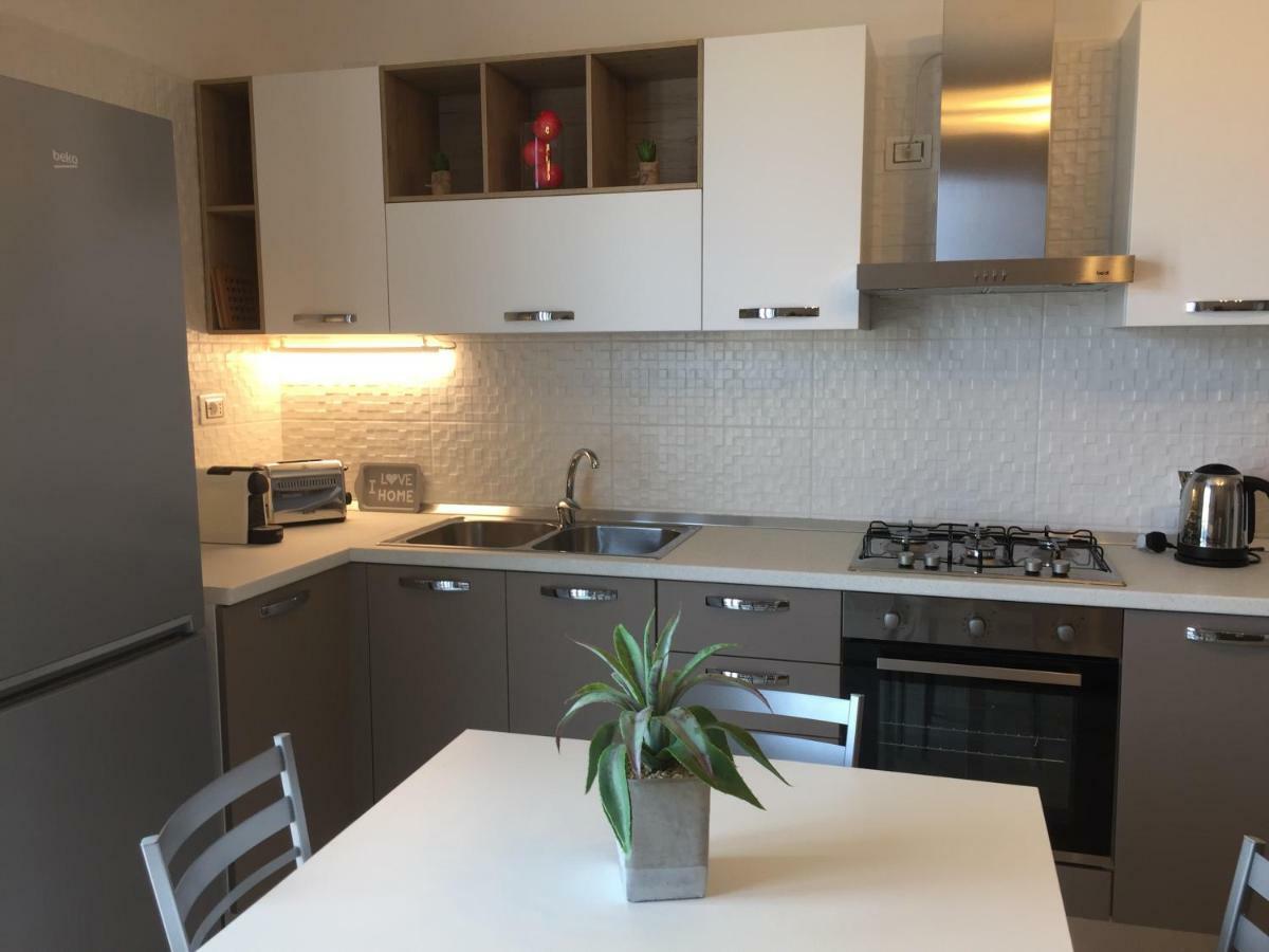 Le Domus Modern Apartments Cagliari Su Forti Dış mekan fotoğraf