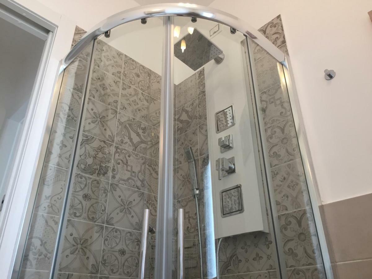 Le Domus Modern Apartments Cagliari Su Forti Dış mekan fotoğraf